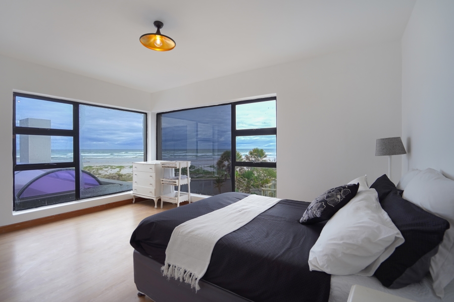 Commercial Property for Sale in Van Riebeeckstrand Western Cape